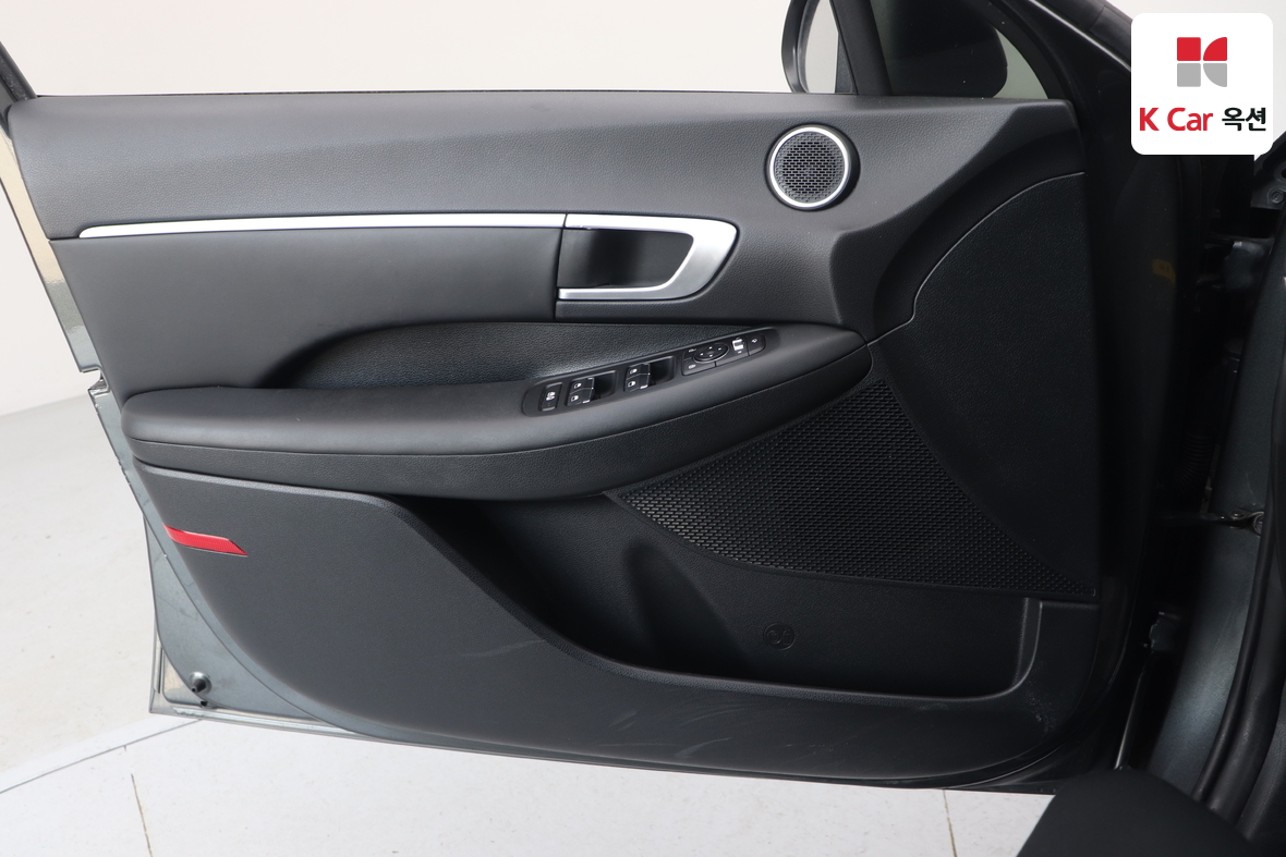 Hyundai Sonata 2020 - Image 8