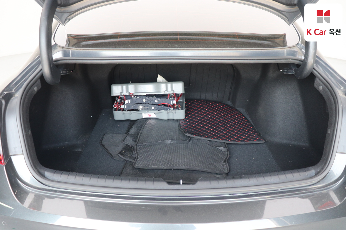 Hyundai Sonata 2020 - Image 24