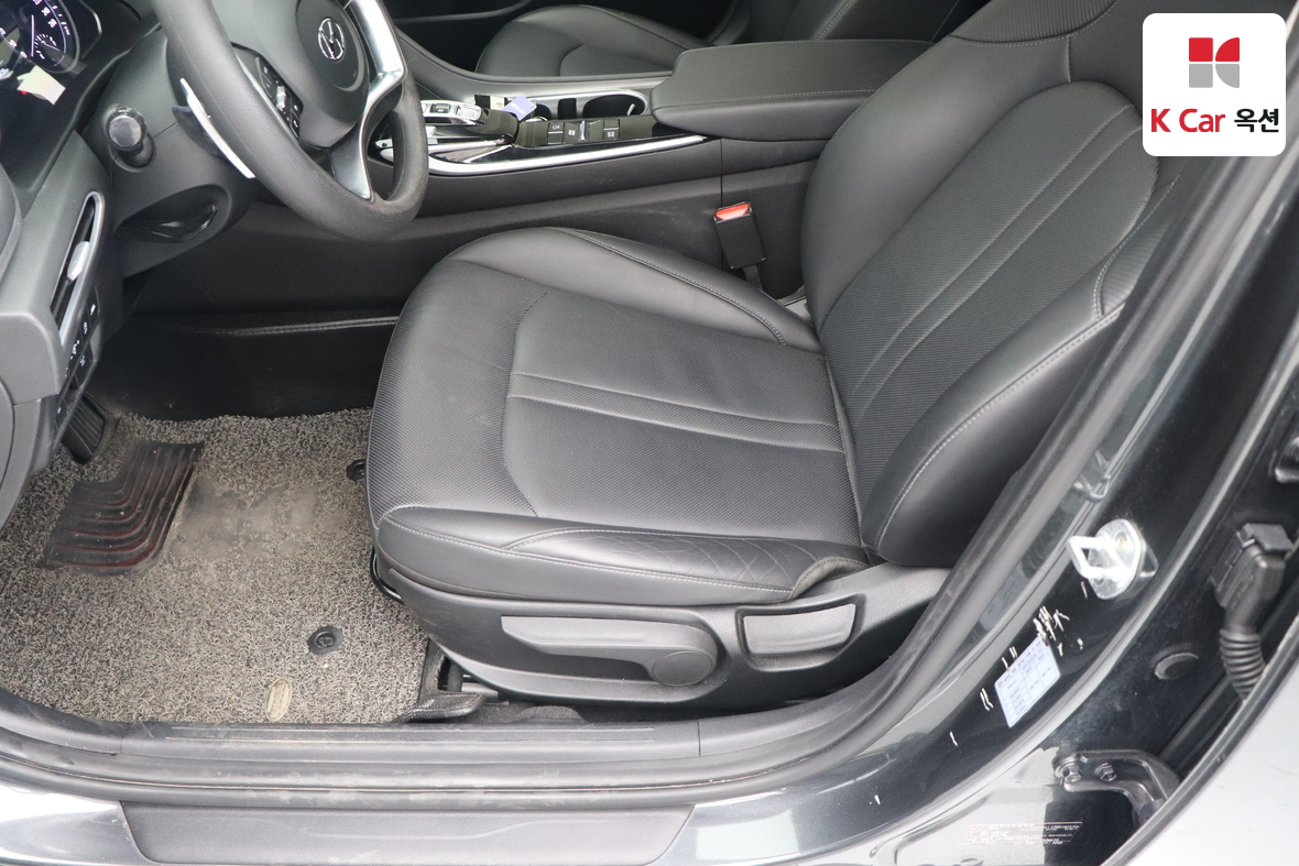 Hyundai Sonata 2020 - Image 19