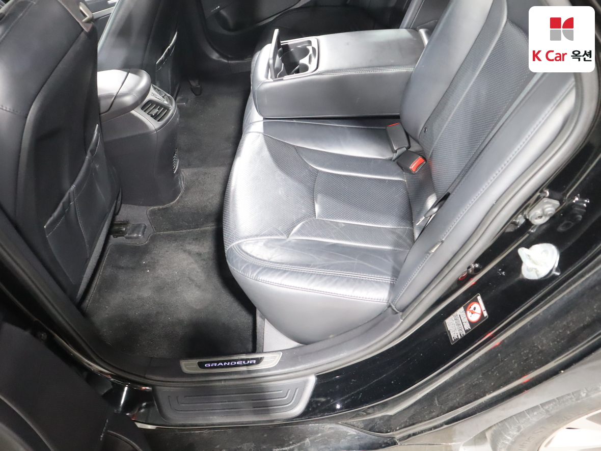 هيونداي أزيرا 2015 - صورة 22