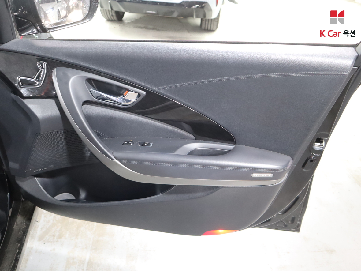 هيونداي أزيرا 2015 - صورة 27