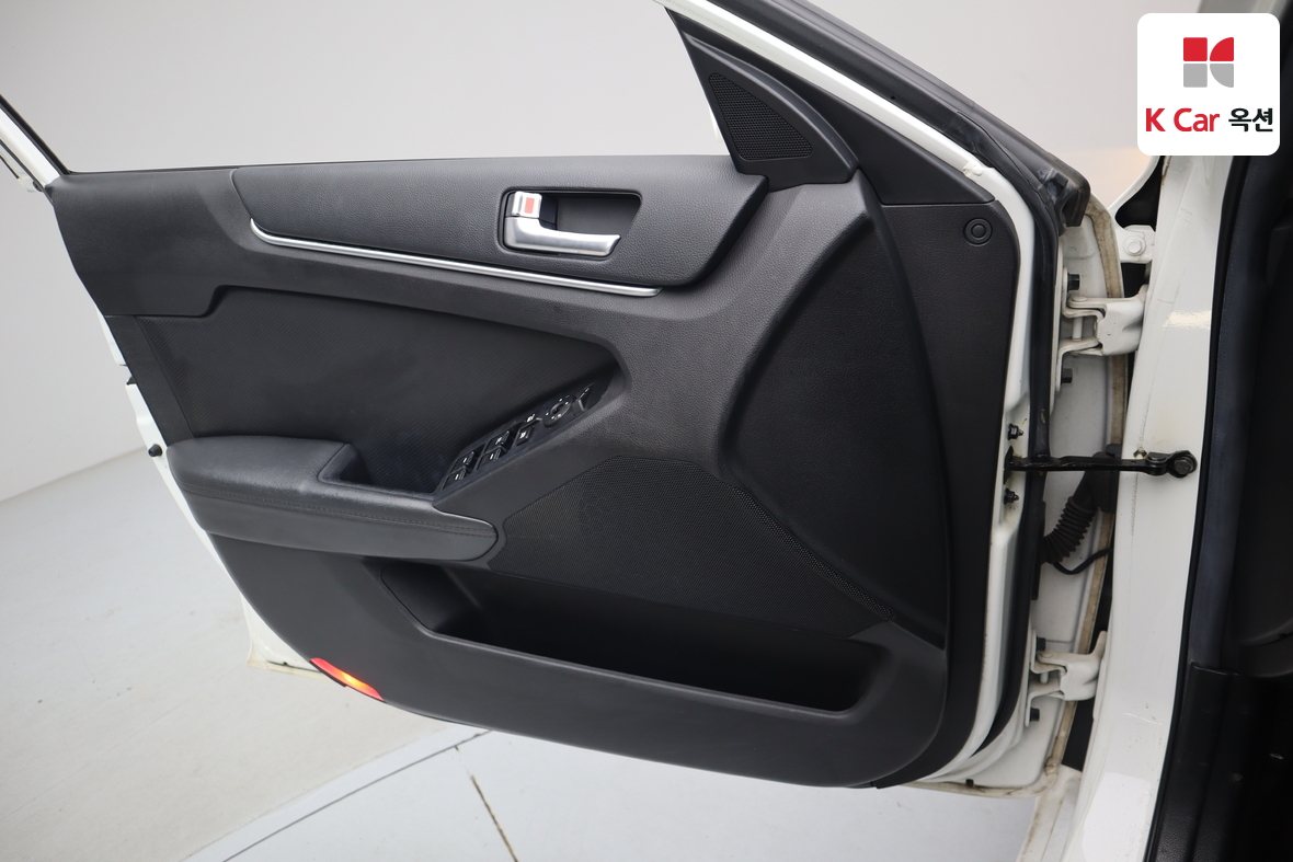 기아자동차 K7 2012 - 이미지 8