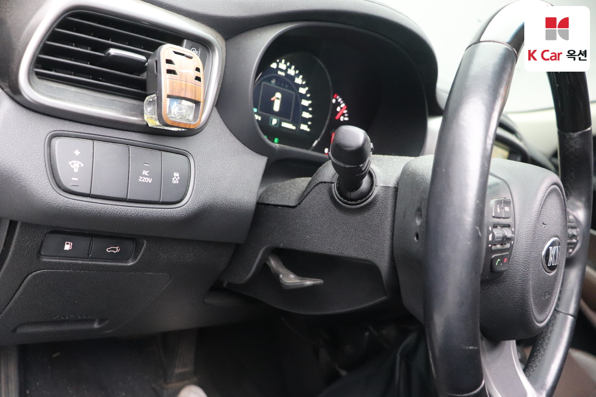 Kia Sorento - 9