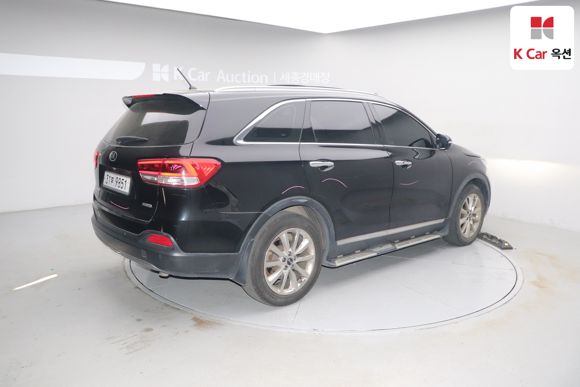 Kia Sorento - 2