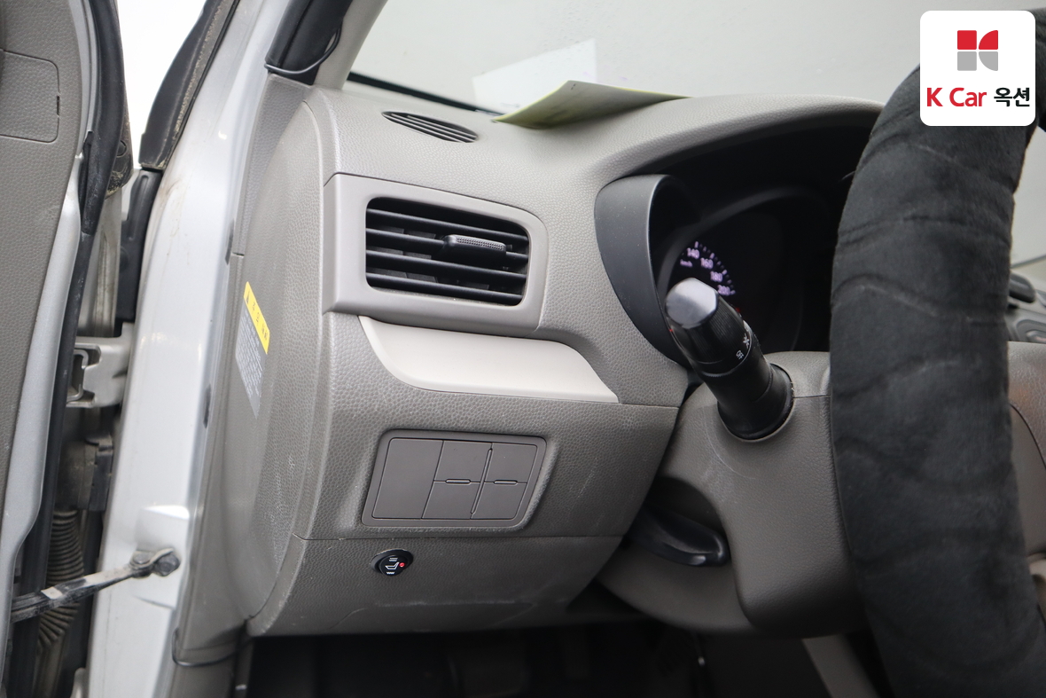 Kia Morning 2012 - Image 9