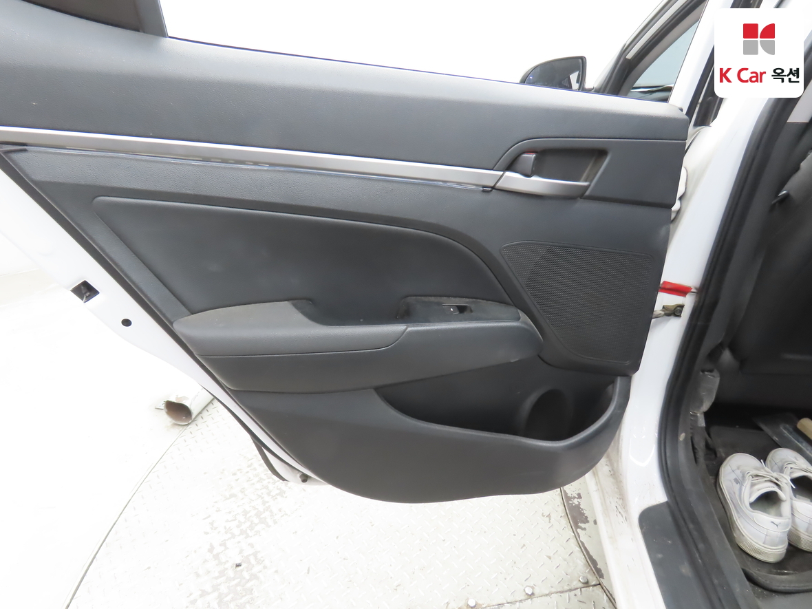 현대자동차 아반떼 2016 - 이미지 21