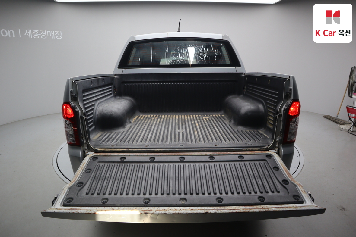 KG Mobility Korando Sports 2012 - Image 23