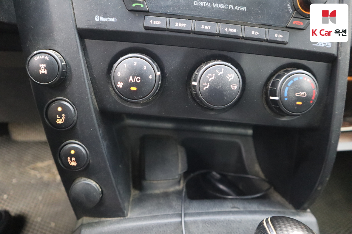 KG Mobility Korando Sports 2012 - Image 14