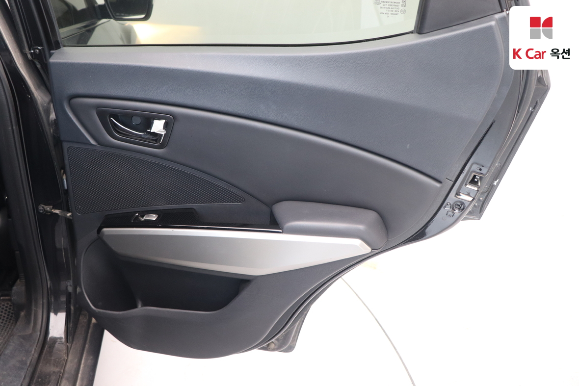 سانج يونج تيفولي 2016 - صورة 25