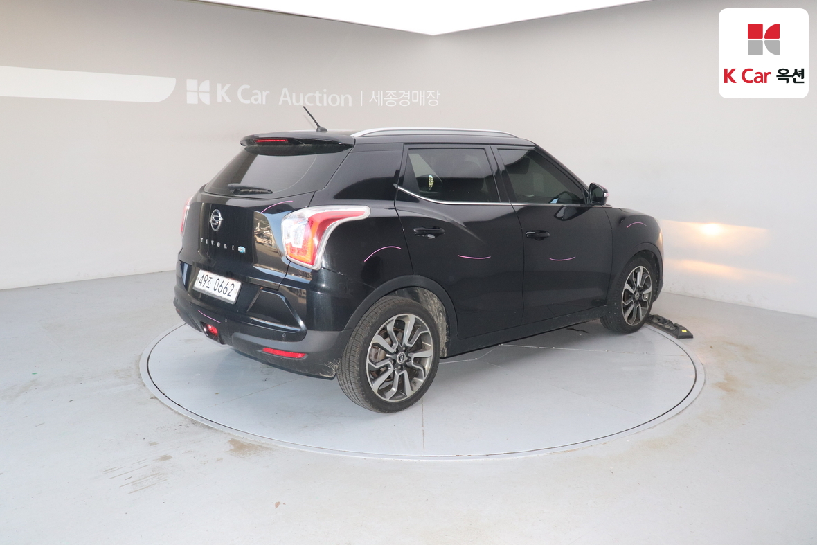 سانج يونج تيفولي 2016 - صورة 2