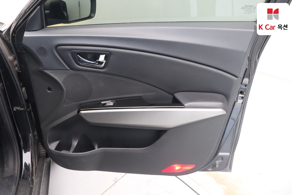 سانج يونج تيفولي 2016 - صورة 27