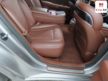 2022 - genesis g90