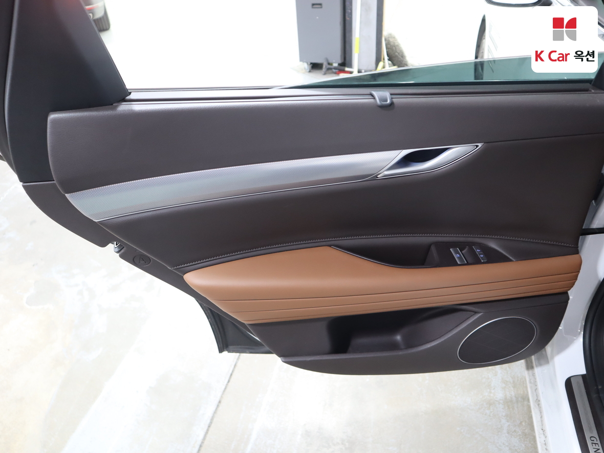 Genesis G80 - 23