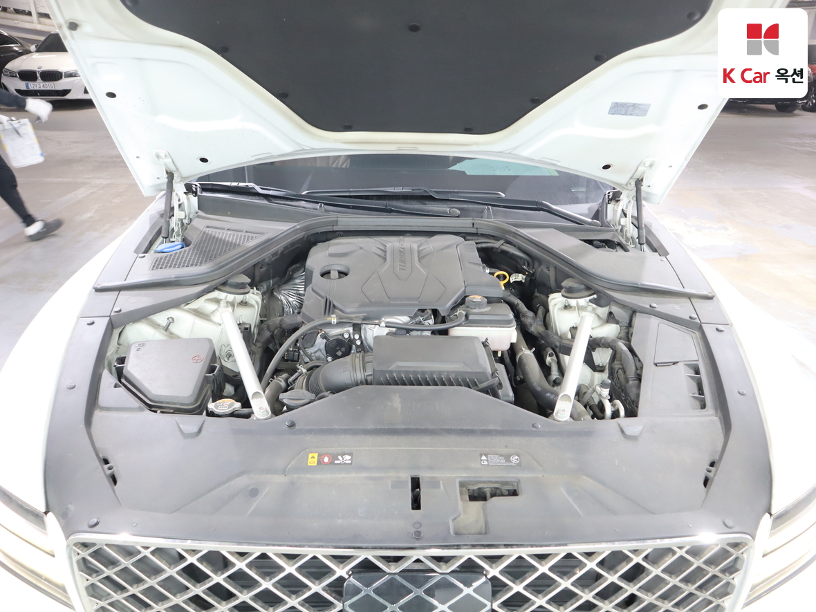 Genesis G80 - 34