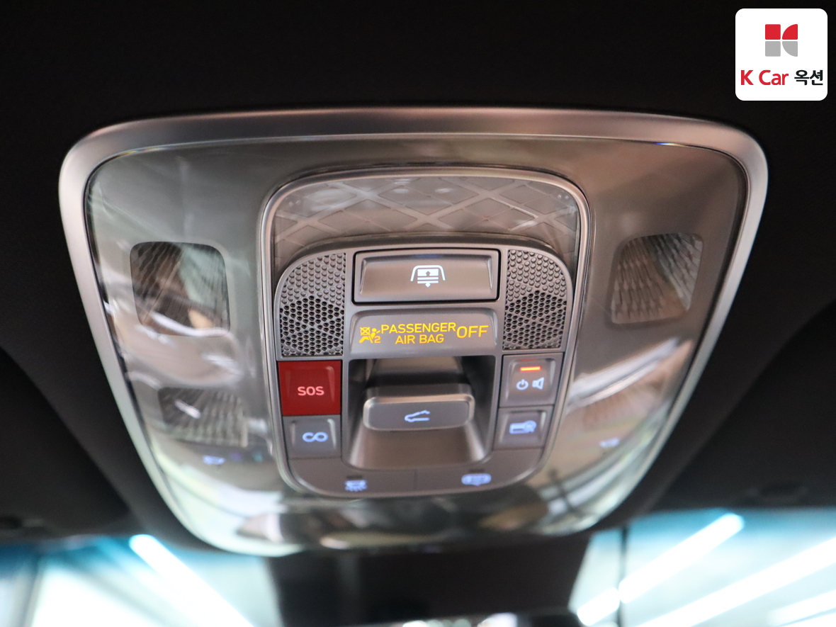 Genesis G80 - 12