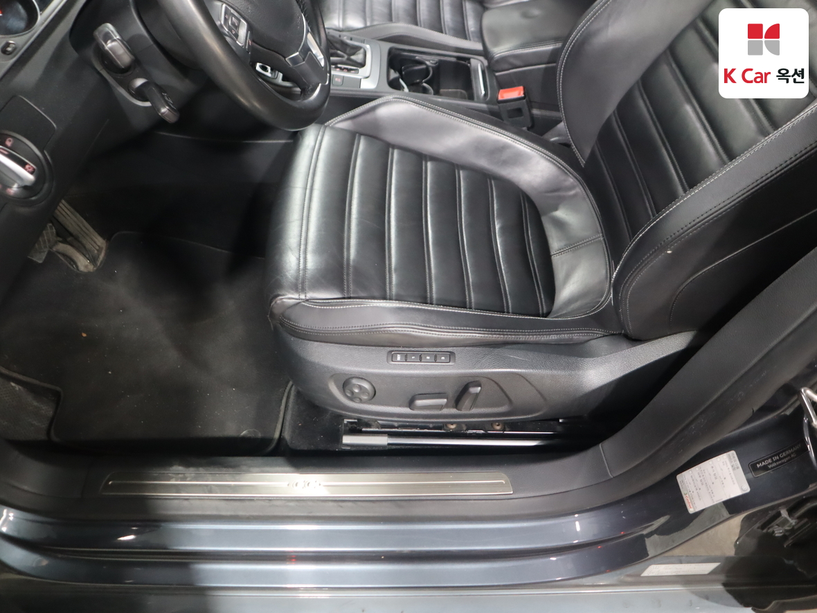 VOLKSWAGEN 씨씨 2013 - 이미지 19