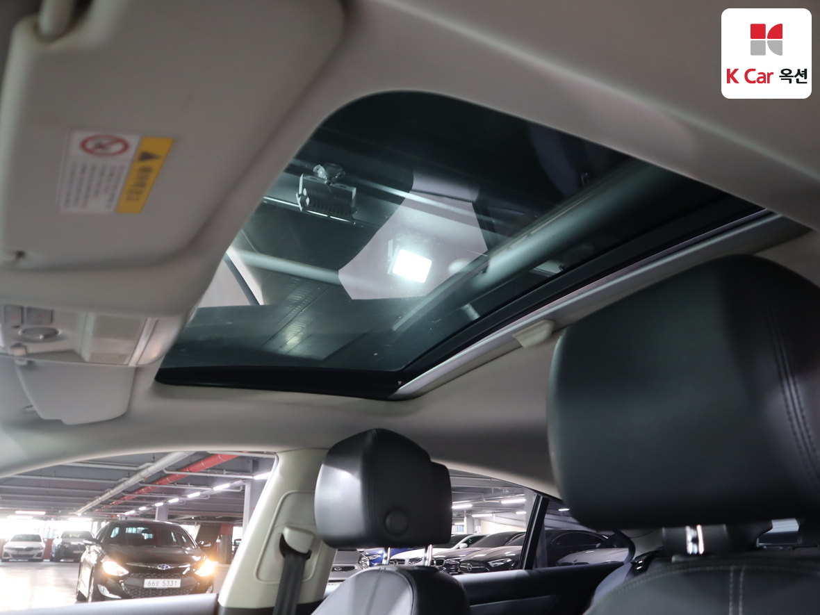 VOLKSWAGEN 씨씨 2013 - 이미지 22