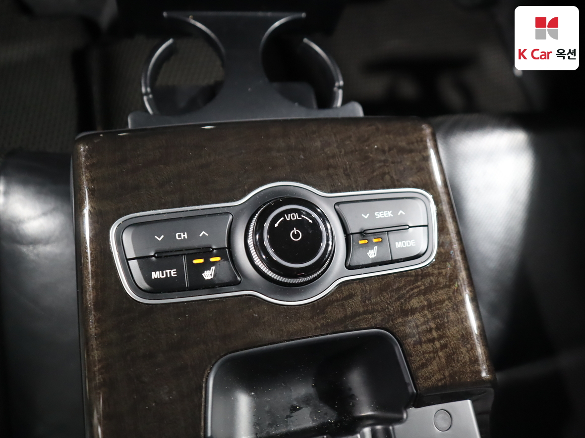 كيا K7 2013 - صورة 24