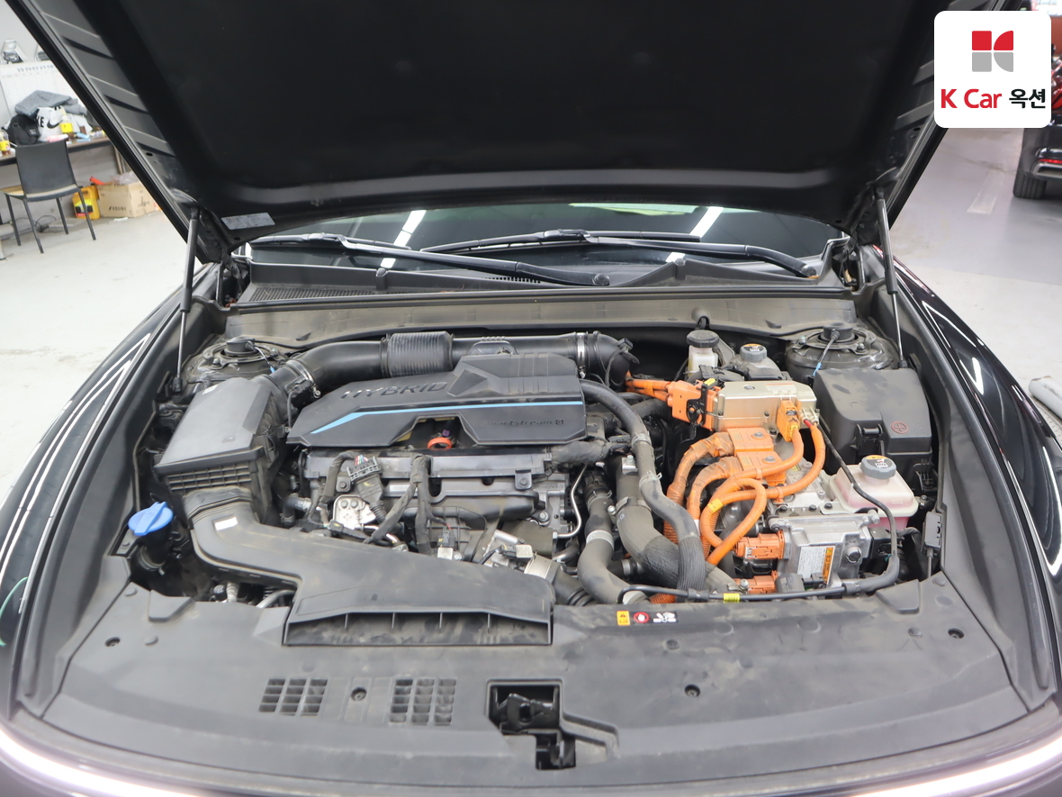 Hyundai AZERA 2023 - Image 34