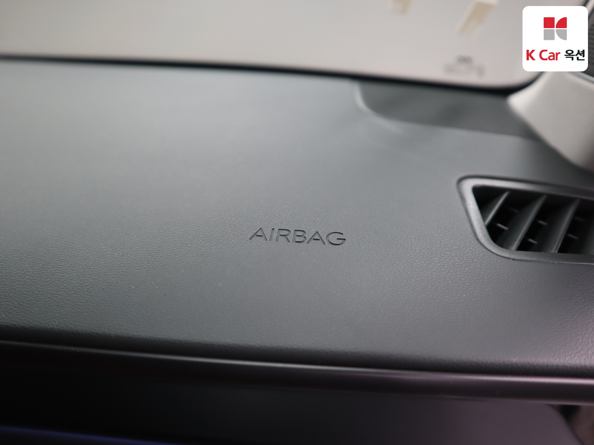 Hyundai AZERA 2023 - Image 32