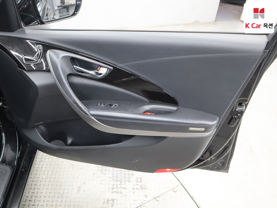 هيونداي أزيرا 2011 - صورة 28