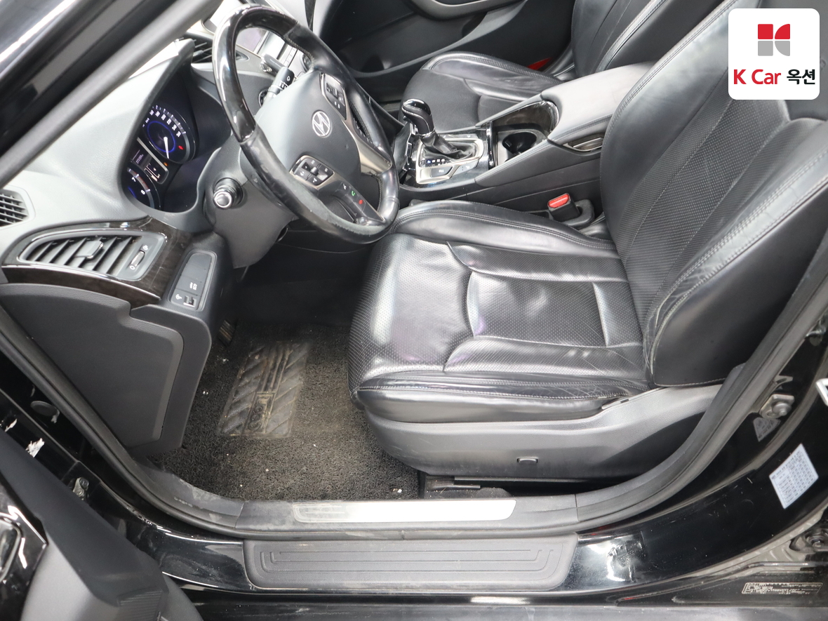 هيونداي أزيرا 2011 - صورة 18