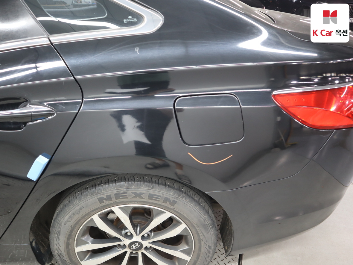 هيونداي أزيرا 2011 - صورة 39