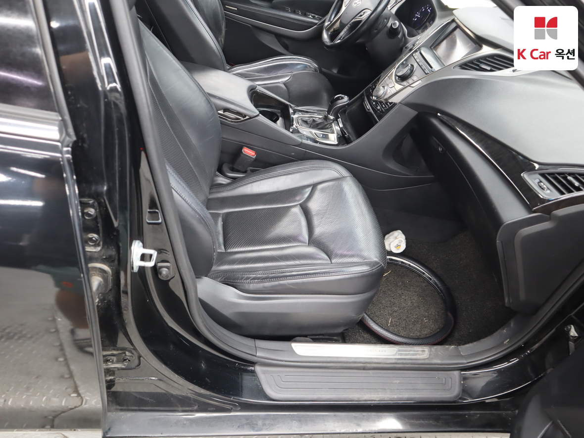 هيونداي أزيرا 2011 - صورة 29