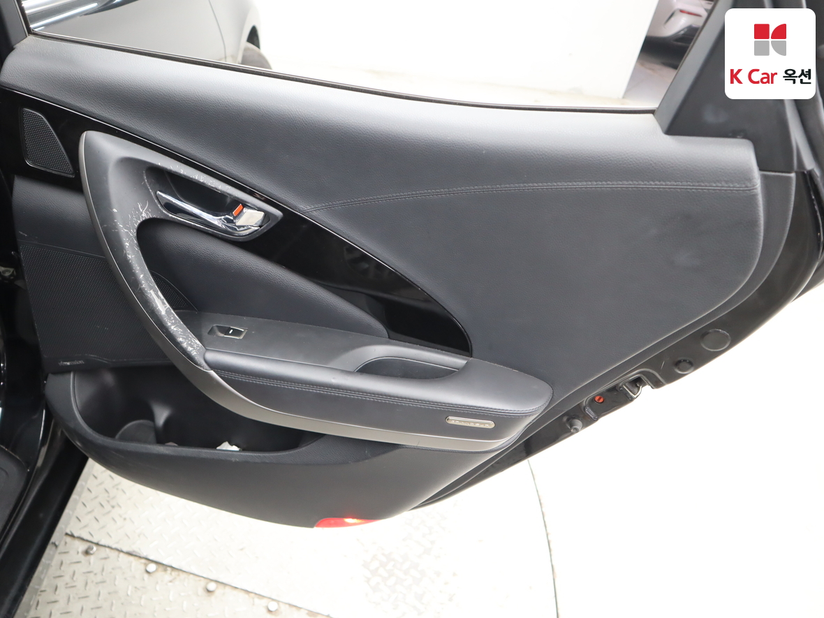 هيونداي أزيرا 2011 - صورة 26