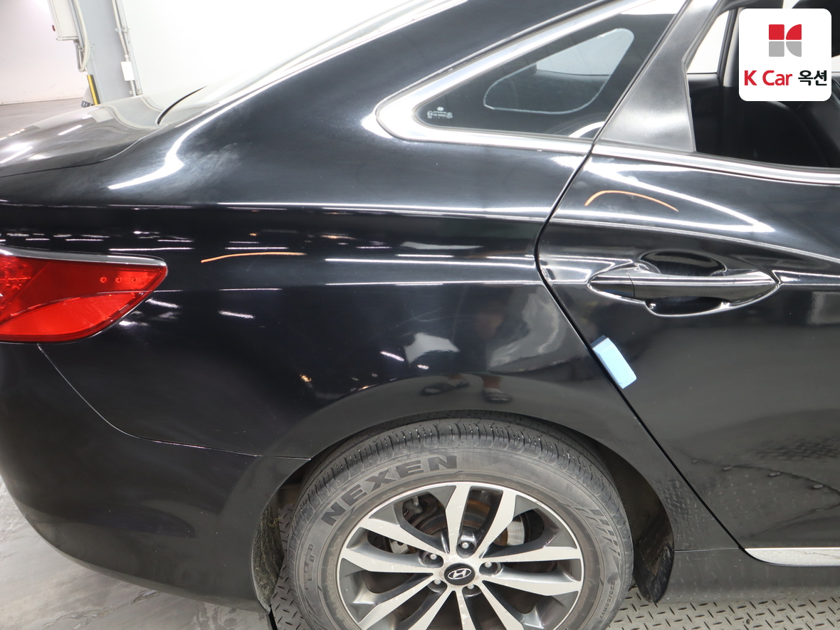 هيونداي أزيرا 2011 - صورة 40