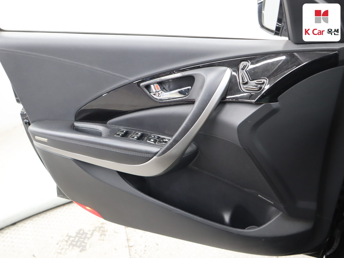 هيونداي أزيرا 2011 - صورة 8