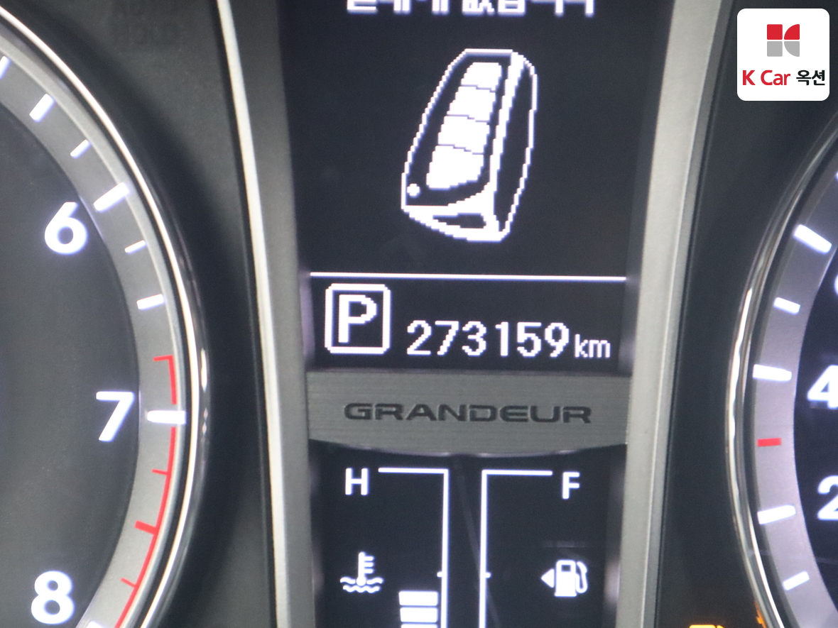 هيونداي أزيرا 2011 - صورة 4