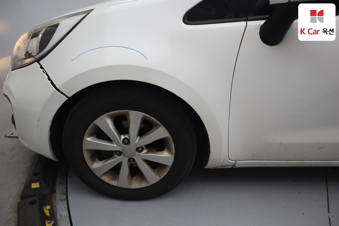 Kia Pride 2013 - Image 45