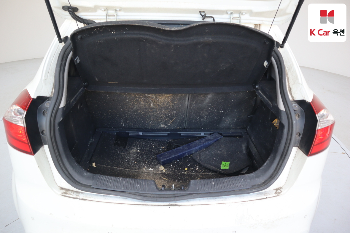 Kia Pride 2013 - Image 26