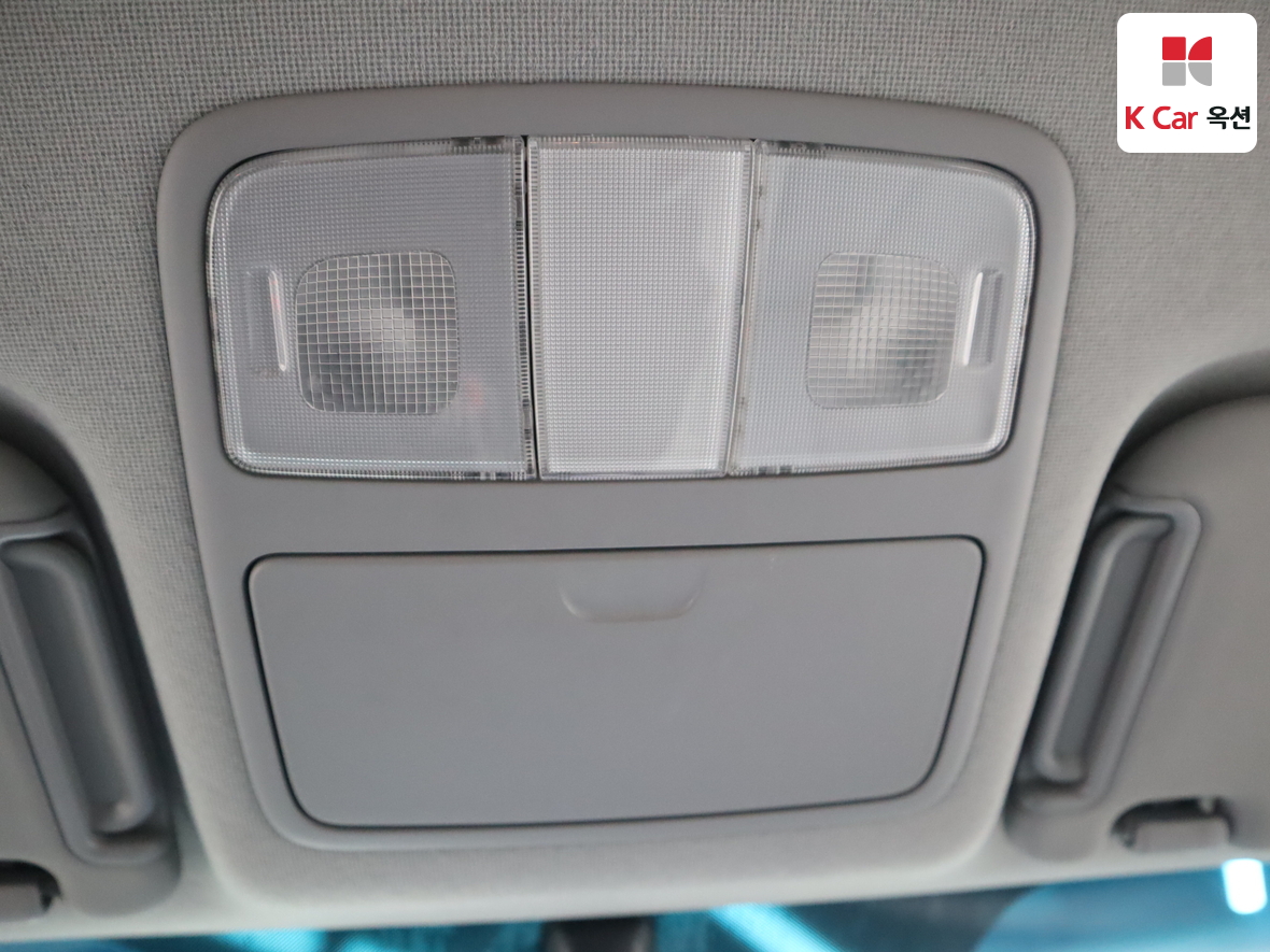 هيونداي إلانترا 2009 - صورة 12