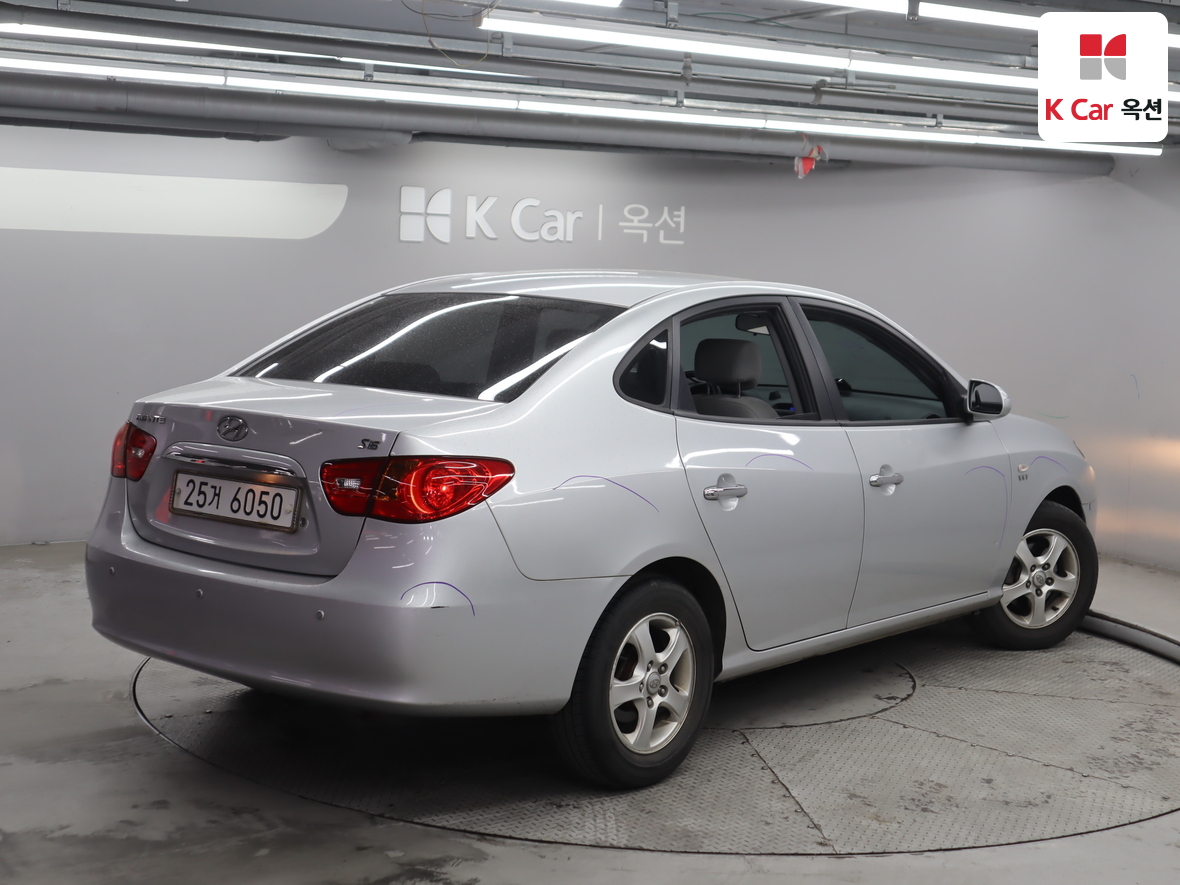 هيونداي إلانترا 2009 - صورة 2