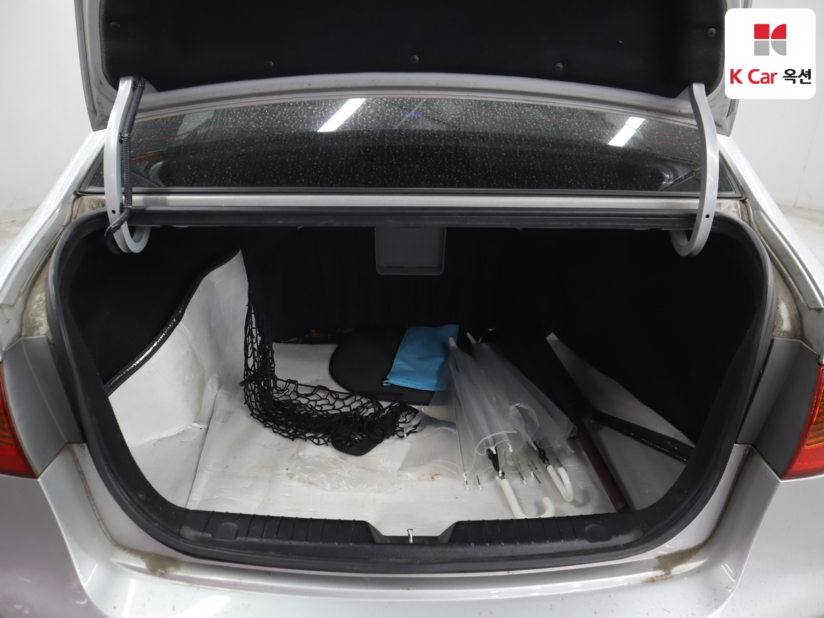 هيونداي إلانترا 2009 - صورة 24