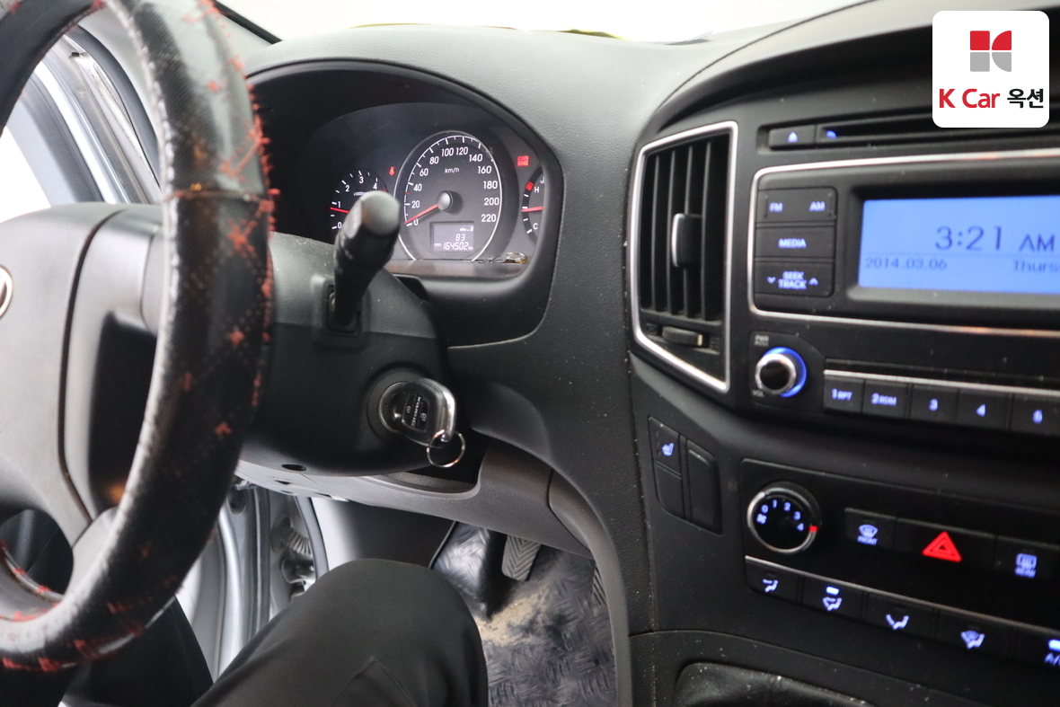 Hyundai Grand Starex 2017 - Image 11