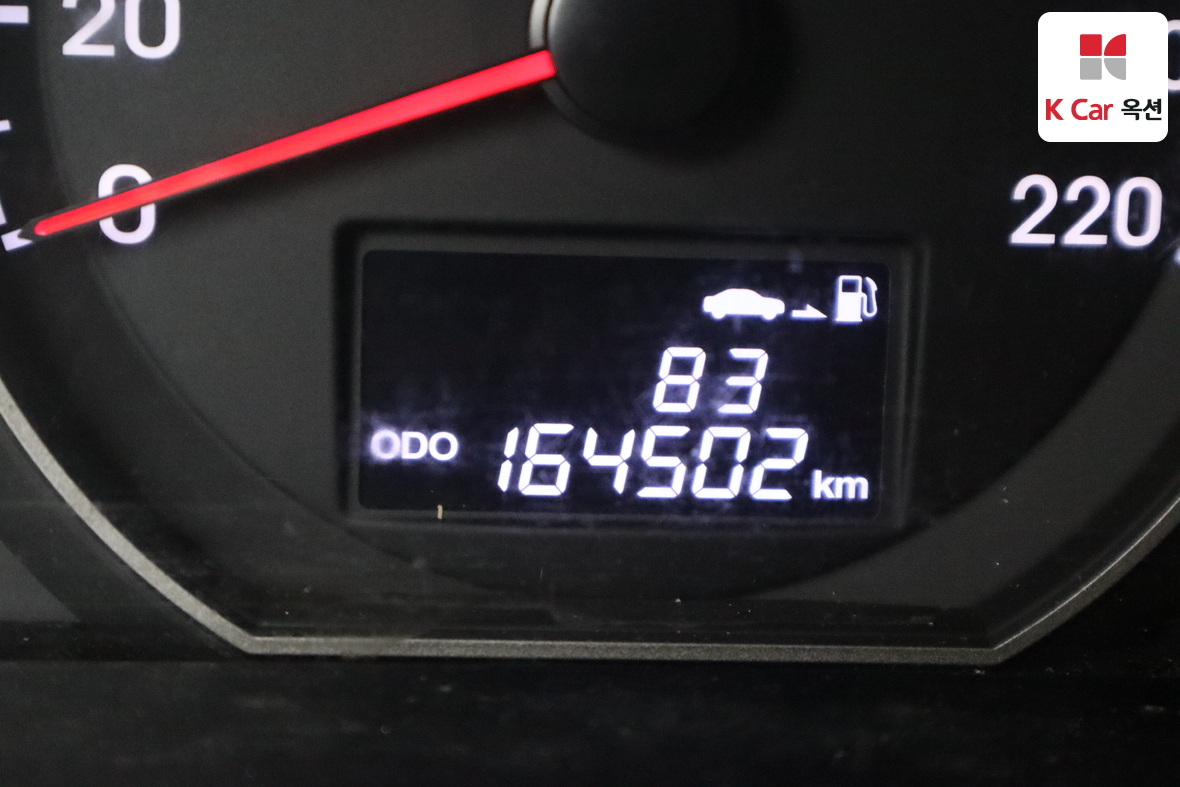 Hyundai Grand Starex 2017 - Image 4