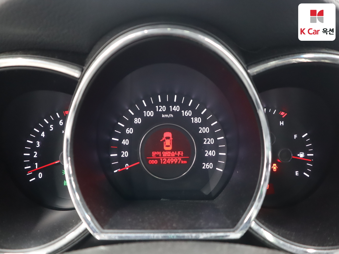 Kia K5 2011 - Image 5