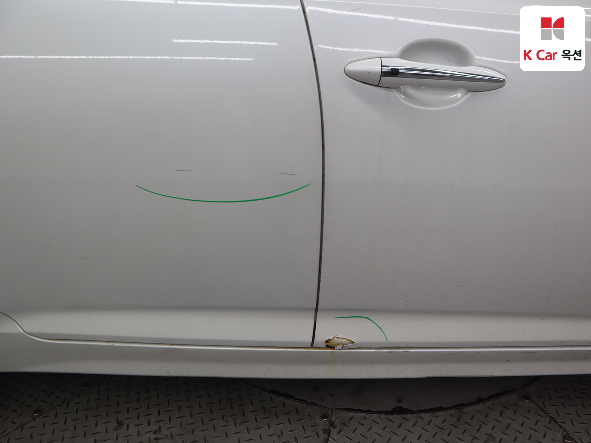 Kia K5 2011 - Image 47