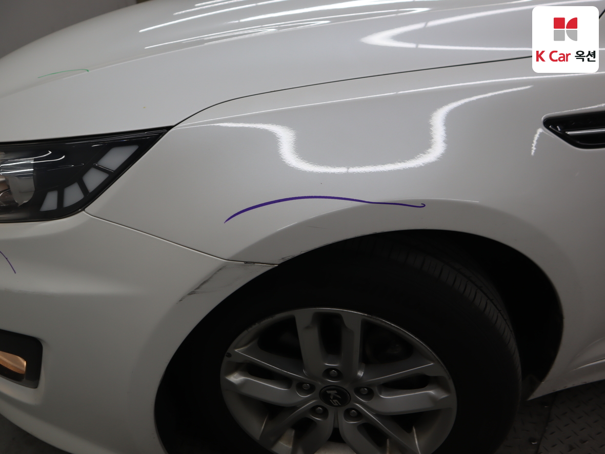 Kia K5 2011 - Image 42