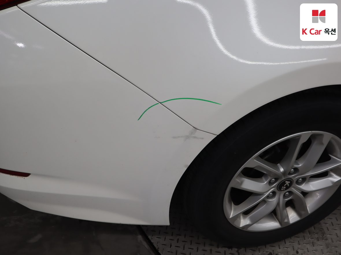 Kia K5 2011 - Image 45