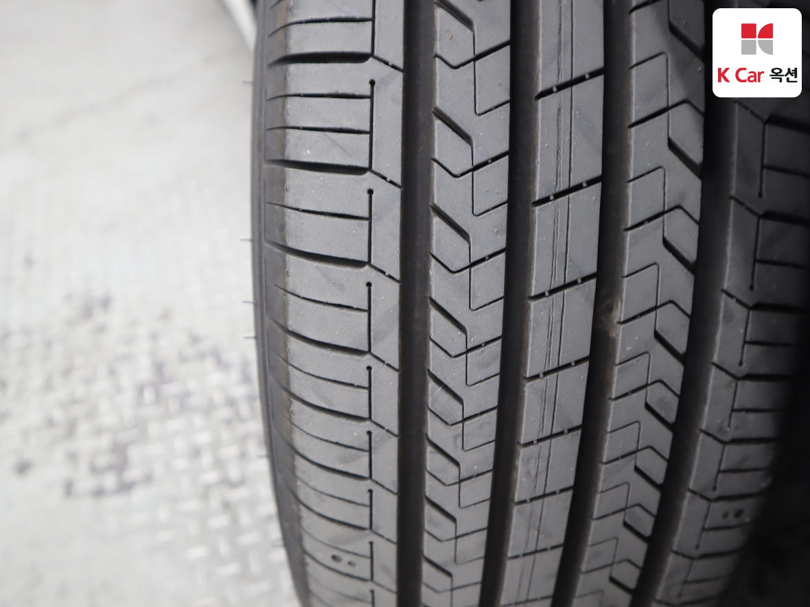 Kia K5 2011 - Image 33