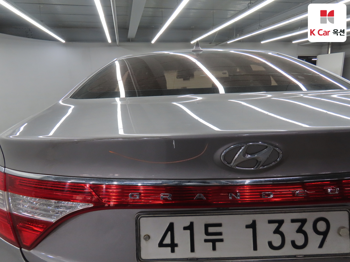 هيونداي أزيرا 2011 - صورة 41