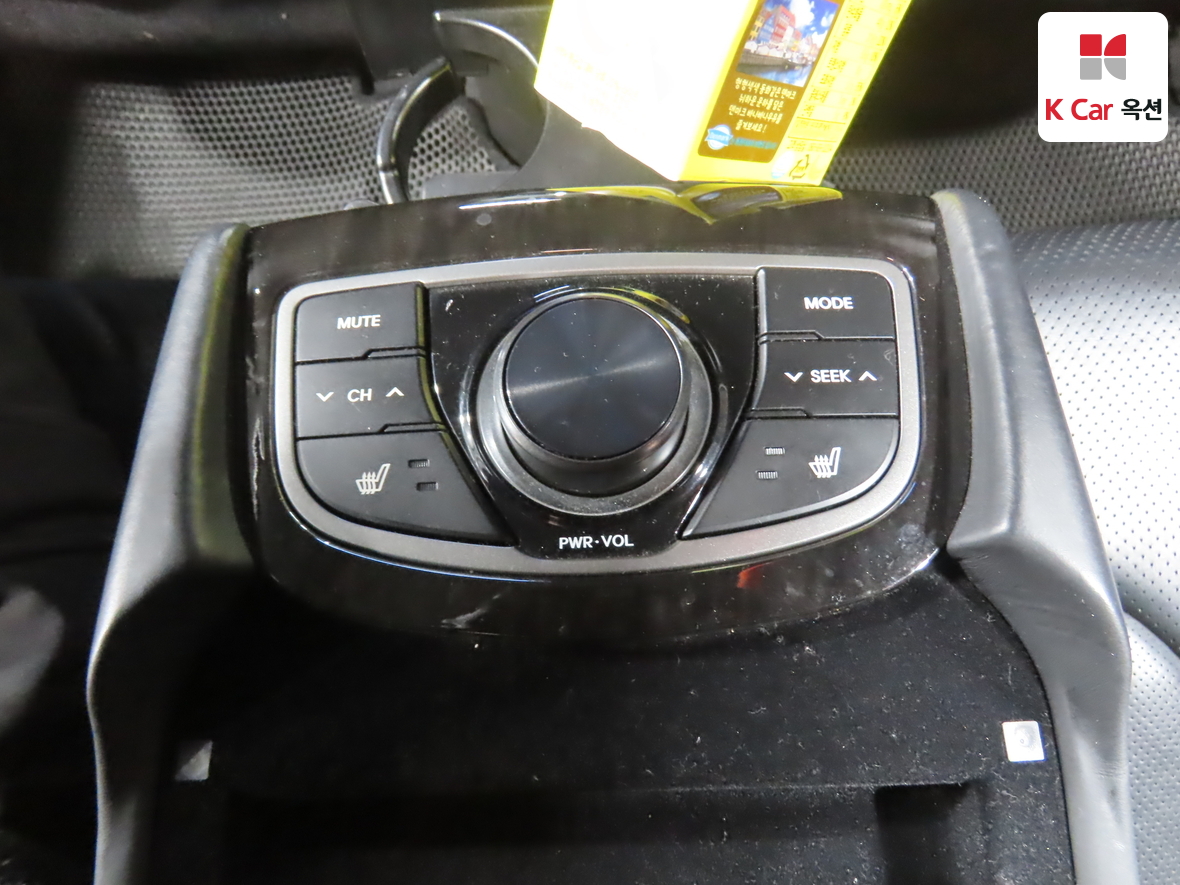 هيونداي أزيرا 2011 - صورة 26