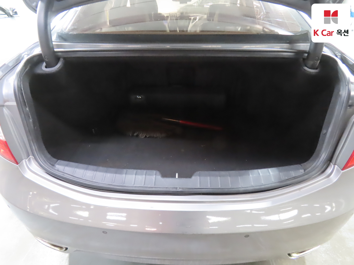 هيونداي أزيرا 2011 - صورة 28