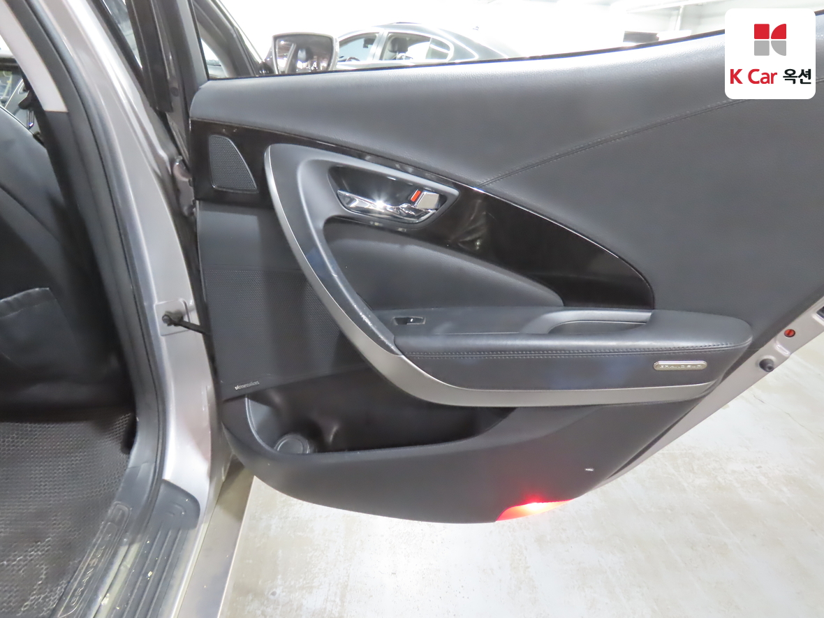 هيونداي أزيرا 2011 - صورة 29