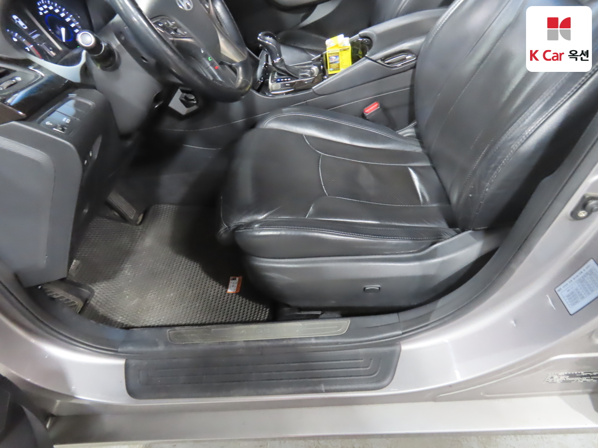 هيونداي أزيرا 2011 - صورة 18