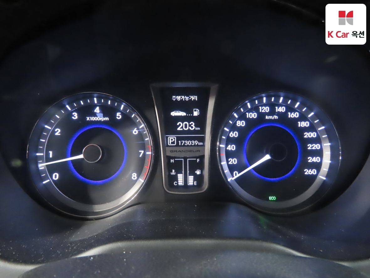 هيونداي أزيرا 2011 - صورة 5